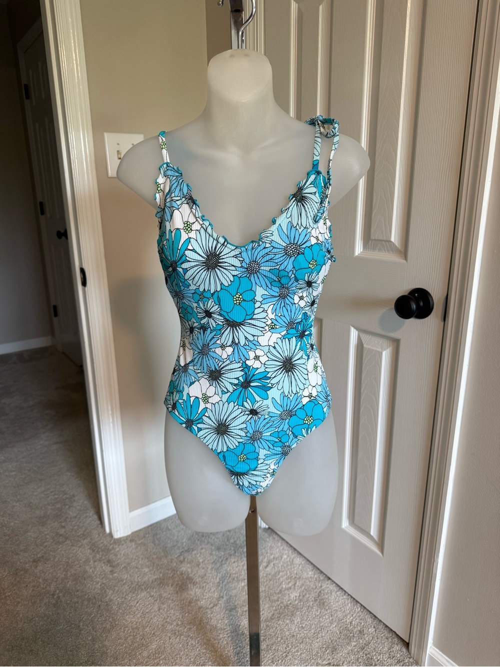 Xhilaration Blue and White Floral One-Piece Swimwear